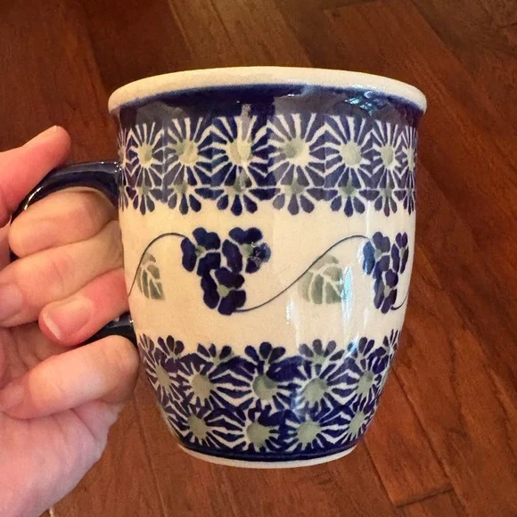 Boleslawiec Polish pottery hand-painted Blue and white Coffee mug - Picture 1 of 7